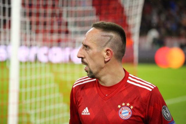 国足上下正 国足上下正