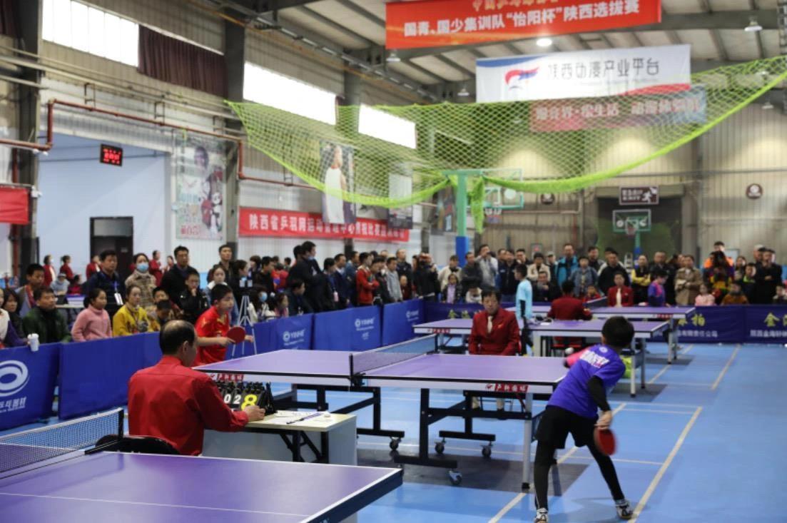 她能够多次 她能够多次