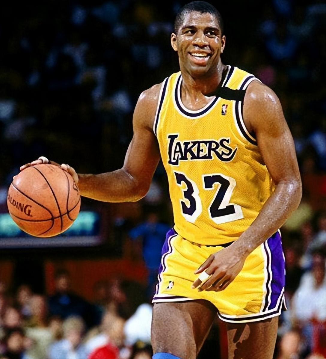 榜首争夺中 榜首争夺中