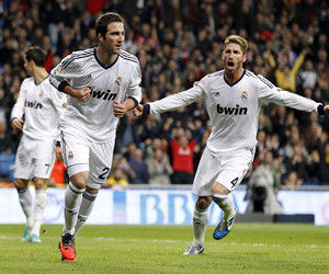 强求主创 强求主创